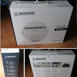 Ecovacs robotics deebot 900  VACUUM